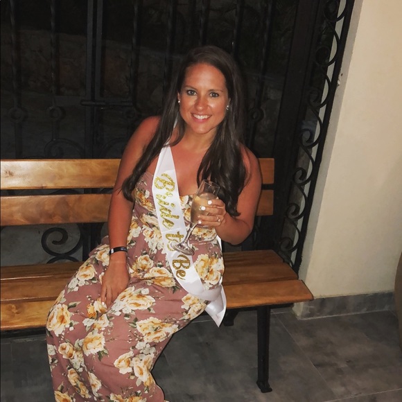 Meet your Posher, Ginny - Picture 1 of 1